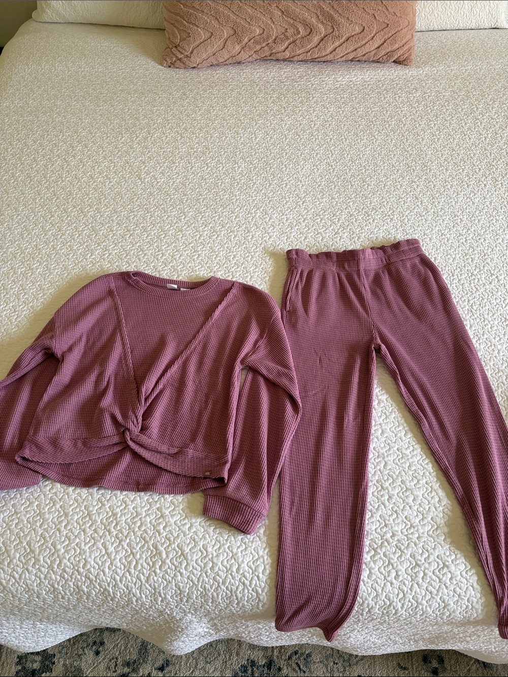 ZeroXposur Mauve Waffle-Knit Twist-Front Top & Lounge Pants